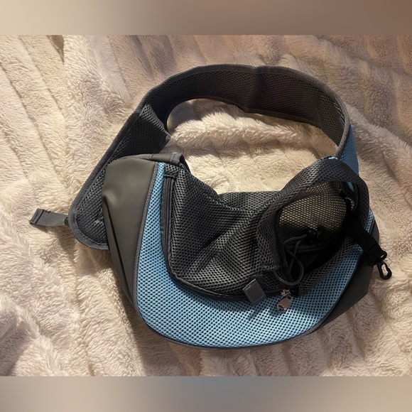 Dog Sling Carrier Breathable Mesh Travel Safe for Small Dogs Purse NEW! - Picture 7 of 8